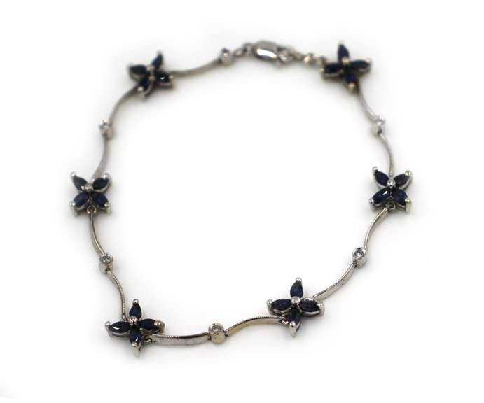 Elegant 2.12ctw Sapphire Flower and Diamond Bracelet in 14K