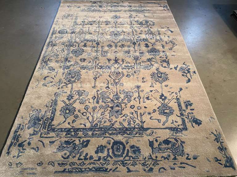 Premium Designer Hand Made Rug 5x8