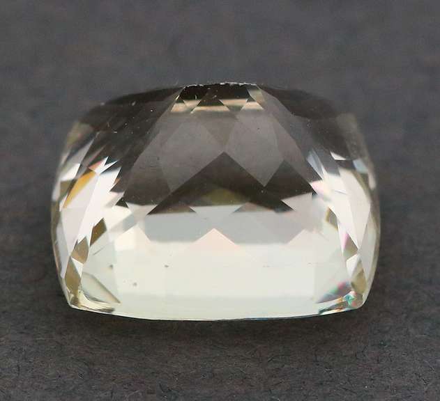 Remarkable 16.14ct high fire platinum blonde Kunzite