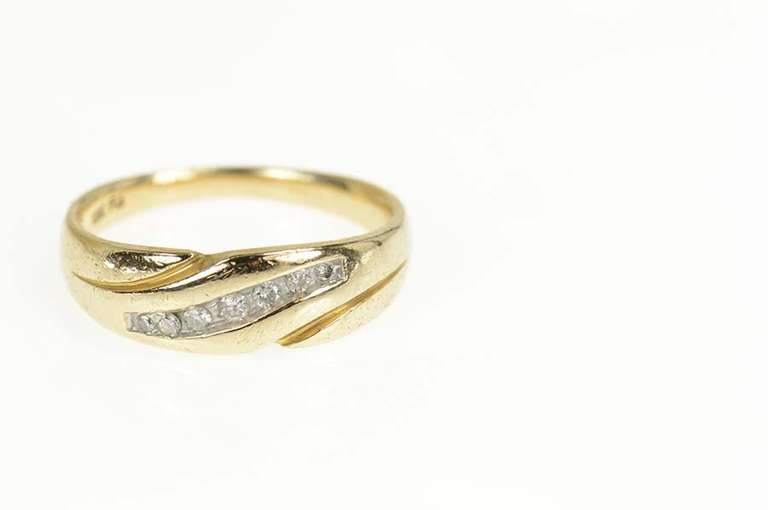 10K Yellow Gold Men's Diamond Classic Wedding Band Ring