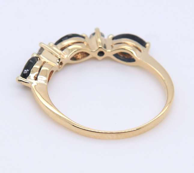Gorgeous Yellow Gold Sapphire and Diamond Band