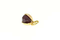 18K Yellow Gold Scallop Sea Shell Sim. Garnet Charm/Pendant