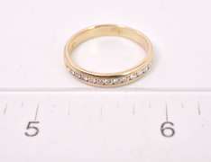 Beautiful Diamond Band Ring in 14K Yellow Gold