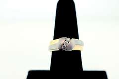 MENS WHITE AND YELLOW 14 KT DIAMOND BAND