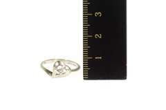 10K White Gold Retro Diamond Heart Bypass Promise Ring