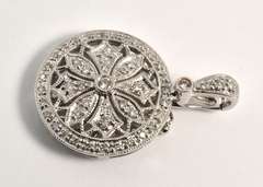 Enticing Diamond Pendant in 14K WG