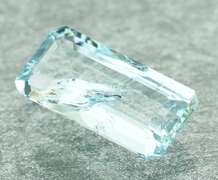Striking untreated 2.67ct Aquamarine