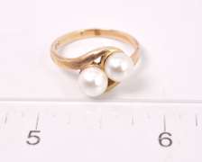 Wonderful Double Pearl Ring in Yellow Gold