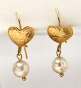 Cute Dangling Pearl Earrings