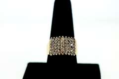 10kt Diamond Pyramid Band