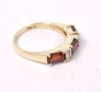 Magnificent Garnet and Diamond Ring in 14K Yellow Gold
