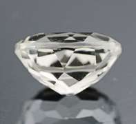 Gorgeous 6.40ct diamond white Topaz