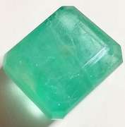 11.47ct vibrant green real Colombian Emerald