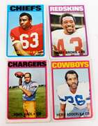 4 Topps 1972 Football Greats Cards