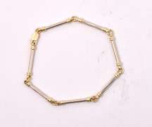 Beautiful Bar Link Bracelet in 14K Yellow Gold