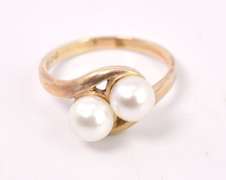 Wonderful Double Pearl Ring in Yellow Gold