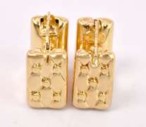 Sensational Square Hoop Earrings in 14K Yellow Gold