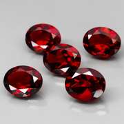 Set of 5 top red VS Garnets weighing 10.59 carats