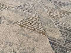 CONTEMPORARY AREA RUG 7x10