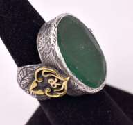 Charming 12.04CTS Natural Emerald Ring in Sterling Silver