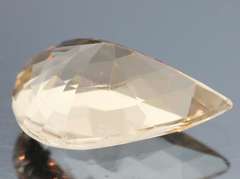 Absolutely gorgeous 6.79ct unheated champagne Beryl