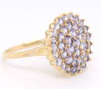 Handsome Yellow Gold Tanzanite Cluster Ring