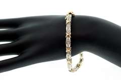 Ladies XOXO Diamond Bracelet