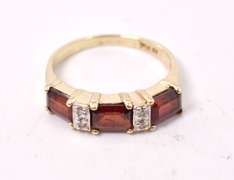 Magnificent Garnet and Diamond Ring in 14K Yellow Gold