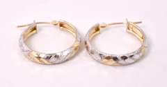 Beautiful Hoop Earrings in Yellow Gold