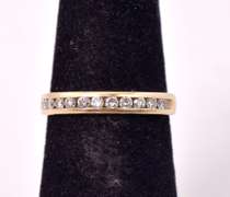 Dazzling Diamond Band Ring in 14K Yellow Gold