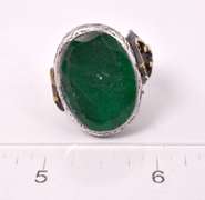 Charming 12.04CTS Natural Emerald Ring in Sterling Silver