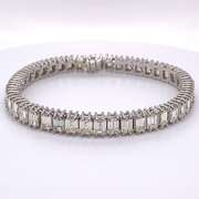 Magnificent and investment quality  +21ctw Diamond Bracelet