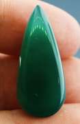 Talon cut! 25.68ct emerald green Botswana Agate