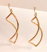 Fashionable Twist Dangle Earrings