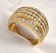 Fashionable 5 Rows of Diamonds Ring