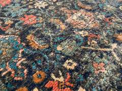 VINTAGE REPRODUCTION DESIGN RUG 6x8