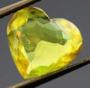 Lovely 1.96ct color shifting Sphene