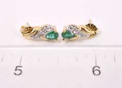 Excellent Emerald and Diamond Earrings in 14K Yellow Gold