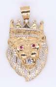 Attractive Yellow Gold Crown Lion Head Pendant