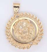 Elegant Yellow Gold Lion Head Pendant