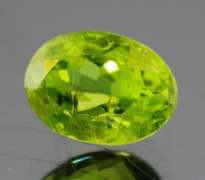 Large 3.87ct Burma green Peridot