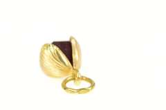 18K Yellow Gold Scallop Sea Shell Sim. Garnet Charm/Pendant
