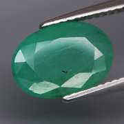 Outstanding color! 3.29ct top green Colombian Emerald