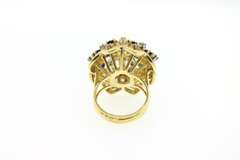 LADIES 18 KT DIAMOND AND SAPPHIRES PYRAMIDE RING.
