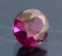 Simply lovely 1.58ct violet pink Umbaite Garnet