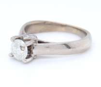 Elegant White Gold Round Brilliant Cut Diamond Ring