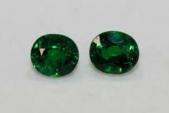 Charming Natural Tsavorite Pair