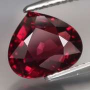 Top pinkish violet 2.43ct Rhodolite Garnet