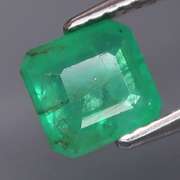 Stunning 1.32ct bright green Colombian emerald