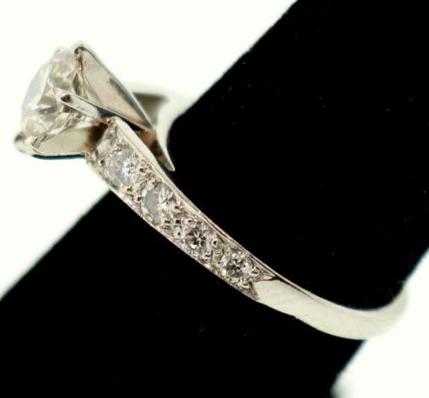 Ladies Platinum and Diamond Engagement Ring